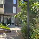 Enjoy Travel Cozy One Bedroom Central Tirana